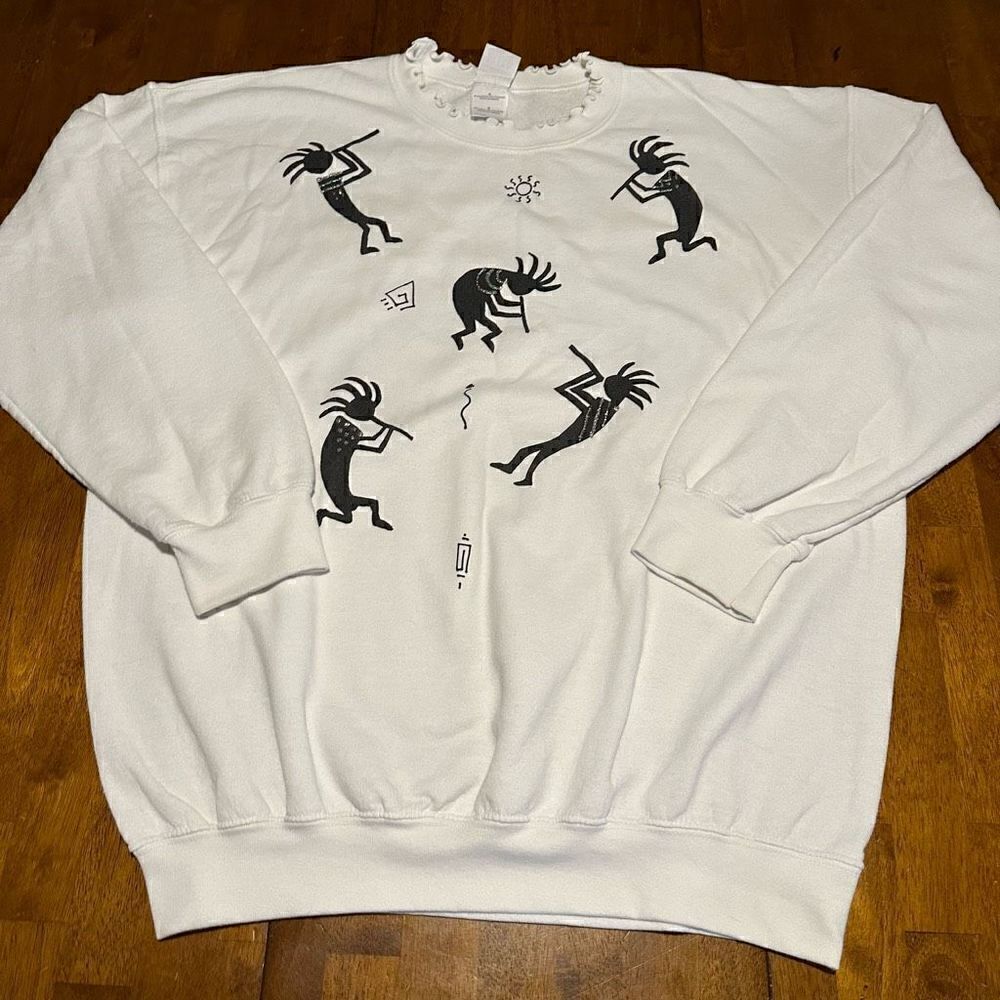 Vintage Kokopelli Womens White Ruffle Neckline Sweater Double Sided Size Large